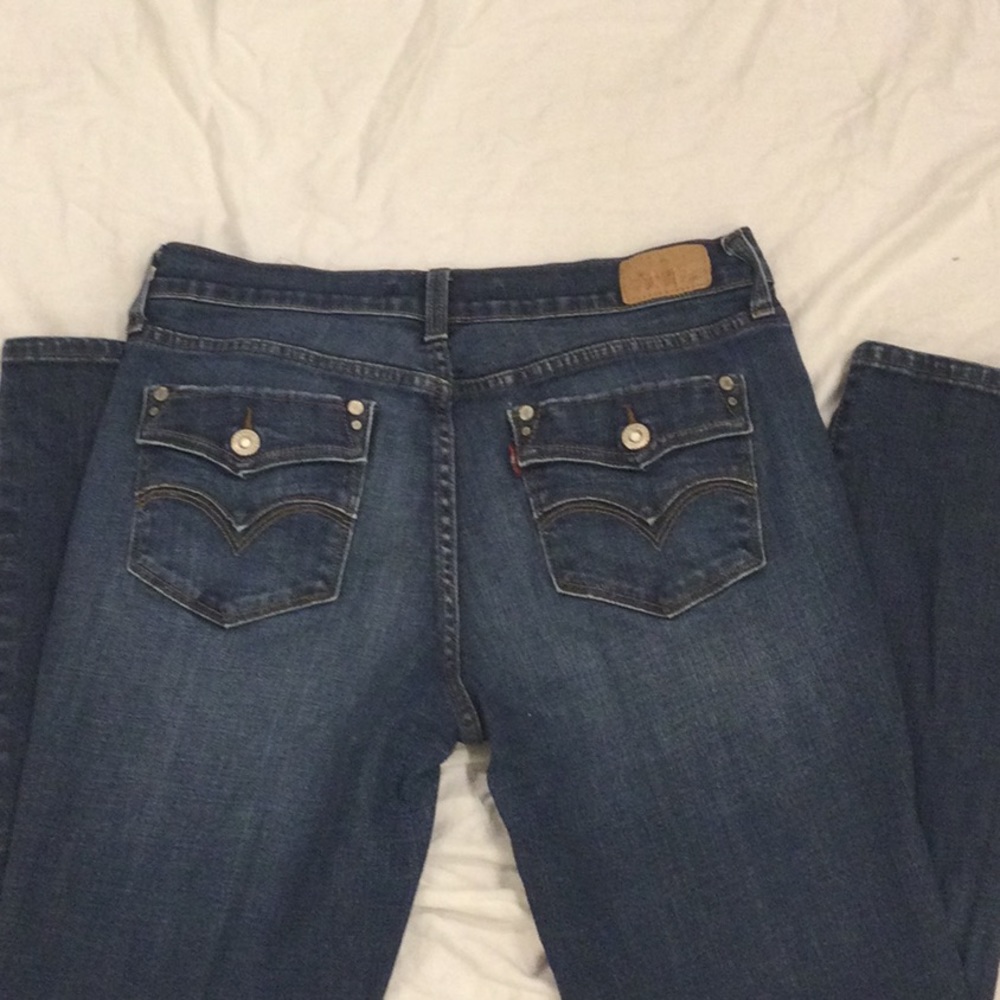 Levi’s Straight Leg Dark Wash 505 Back Flap Pocket Jeans Size 6M